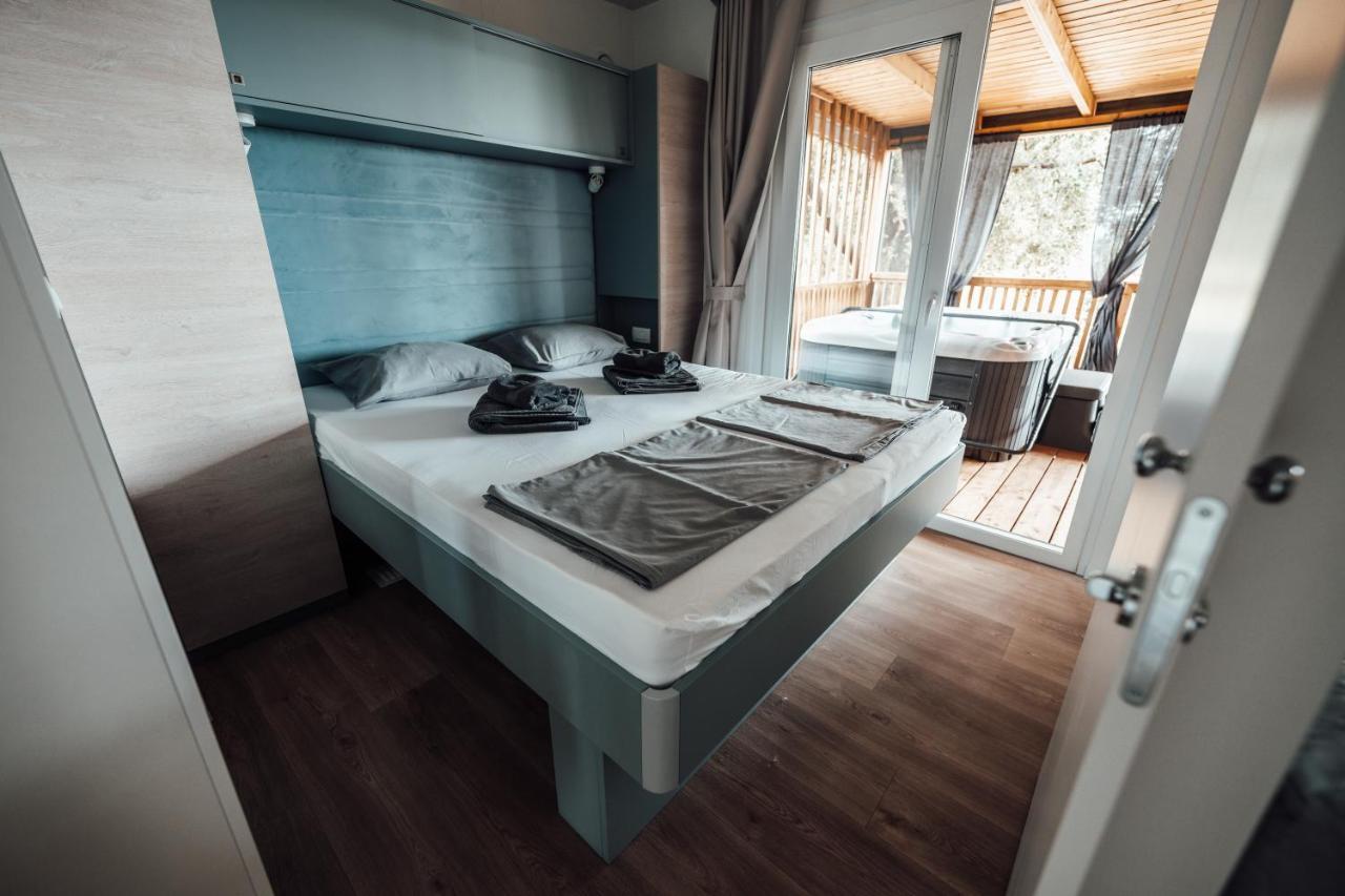 Sea House Shade, Pool & Jacuzzi - Privilege Point Camping & Villas Selce Luaran gambar